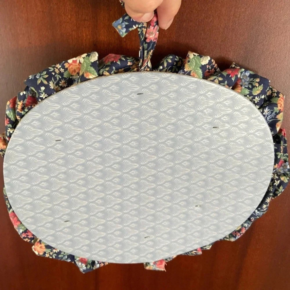 Friends are the flowers in the garden of life Folk Needle Art Valorie’s Arkansas - Picture 4 of 6